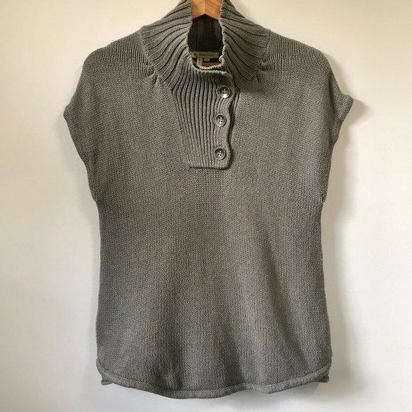 BCBGeneration Grey Mock Neck Button Short Sleeve Sweater, Size M - Picture 1 of 11